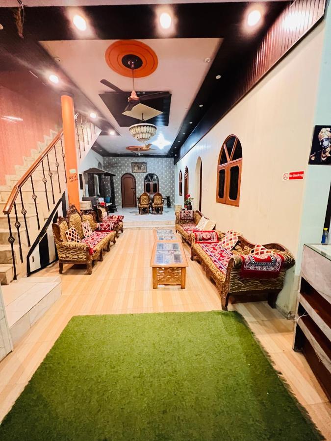 Hotel Rashmi Agra  Extérieur photo