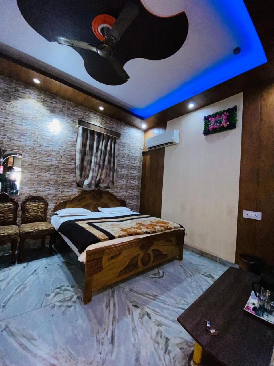 Hotel Rashmi Agra  Extérieur photo