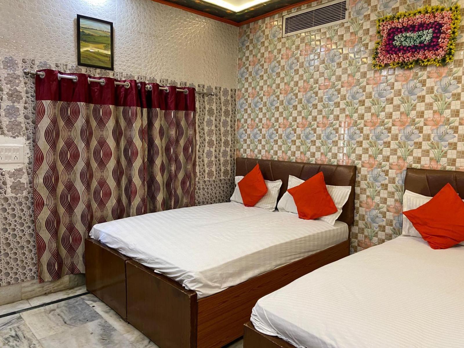 Hotel Rashmi Agra  Extérieur photo
