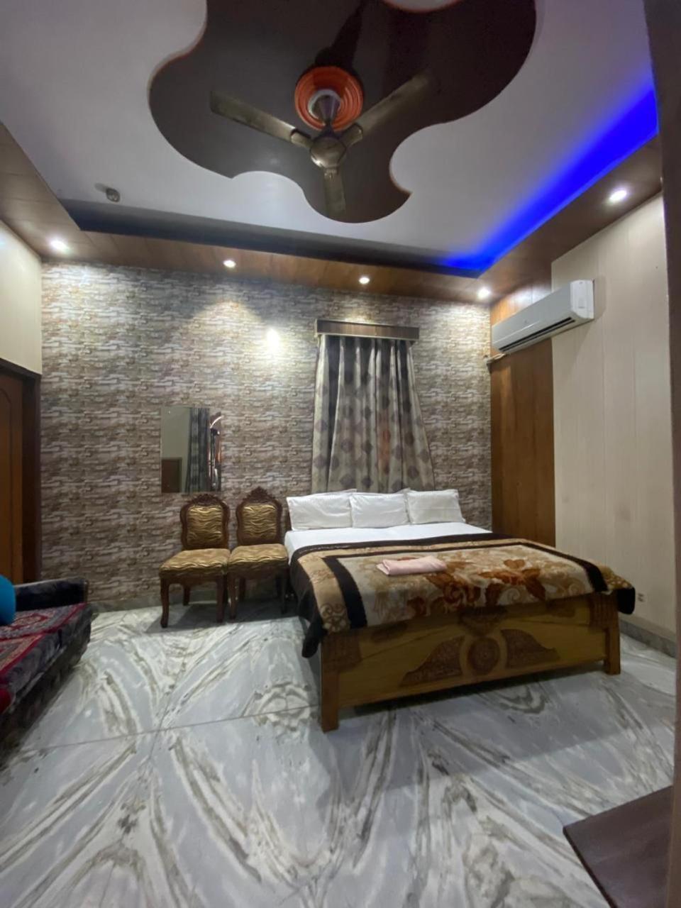 Hotel Rashmi Agra  Extérieur photo