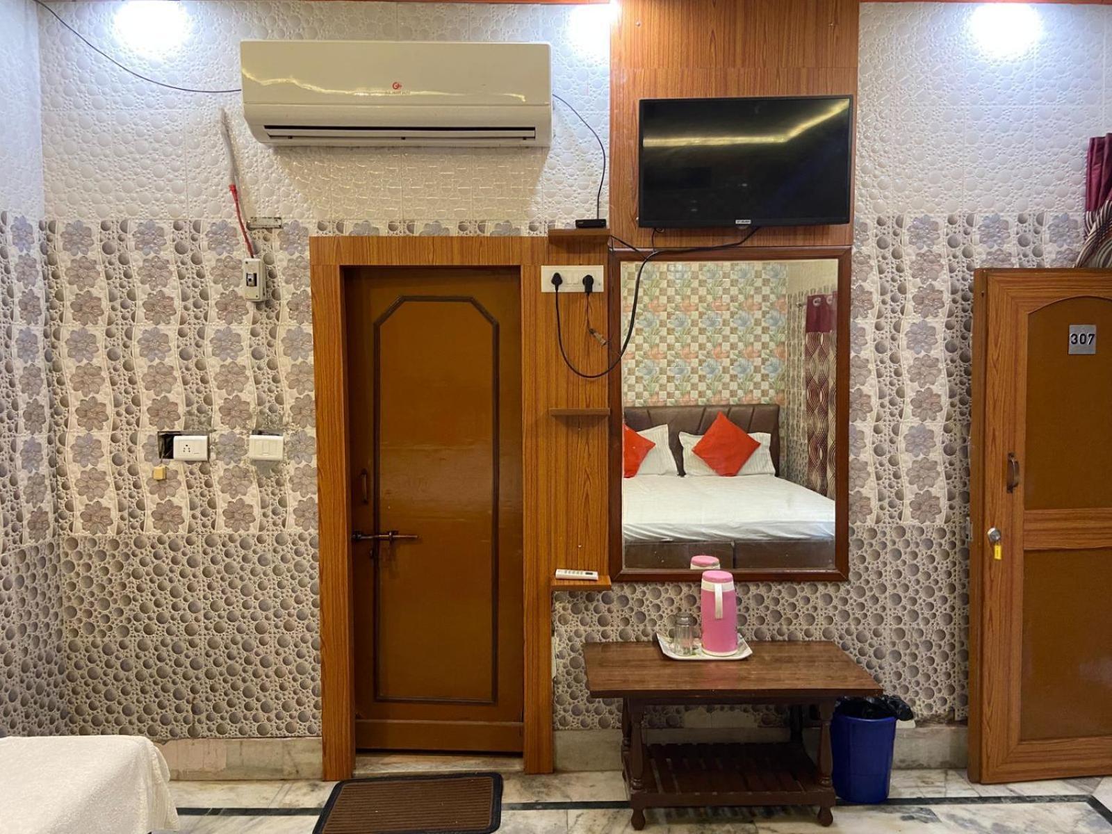 Hotel Rashmi Agra  Extérieur photo