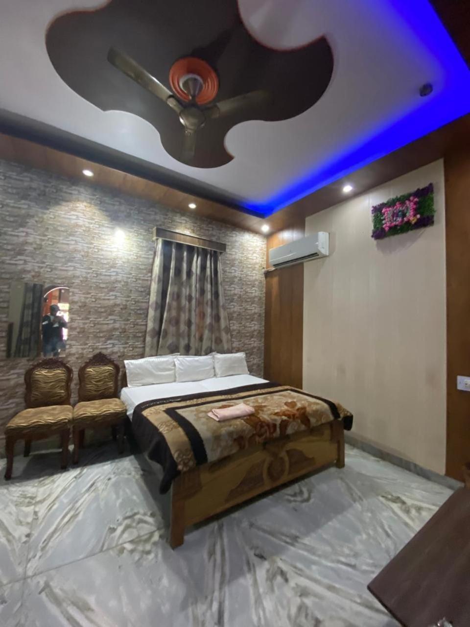 Hotel Rashmi Agra  Extérieur photo
